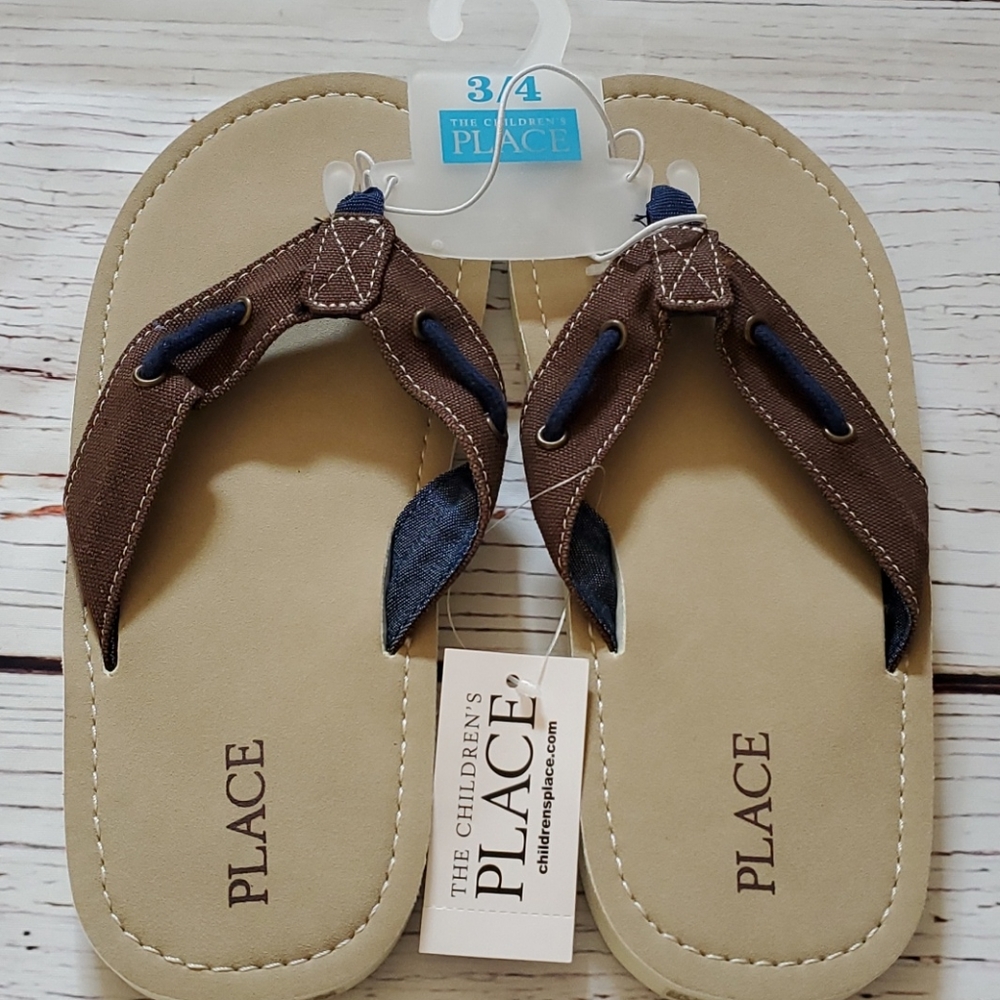 🆕️ THE CHILDREN'S PLACE BOYS FLIP FLOPS - Picture 3 of 5